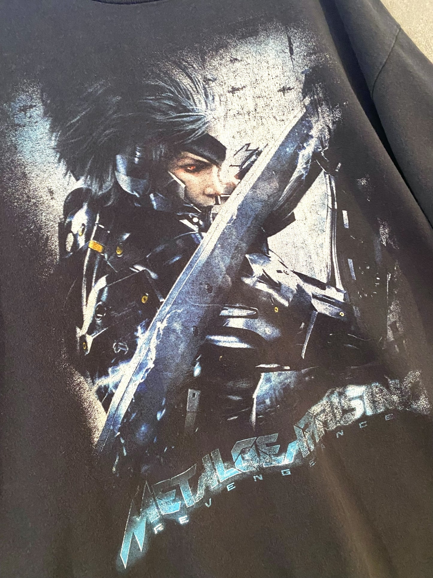 【古着】KONAMI METAL GEAR RISING REVENGEANCE Tee XL