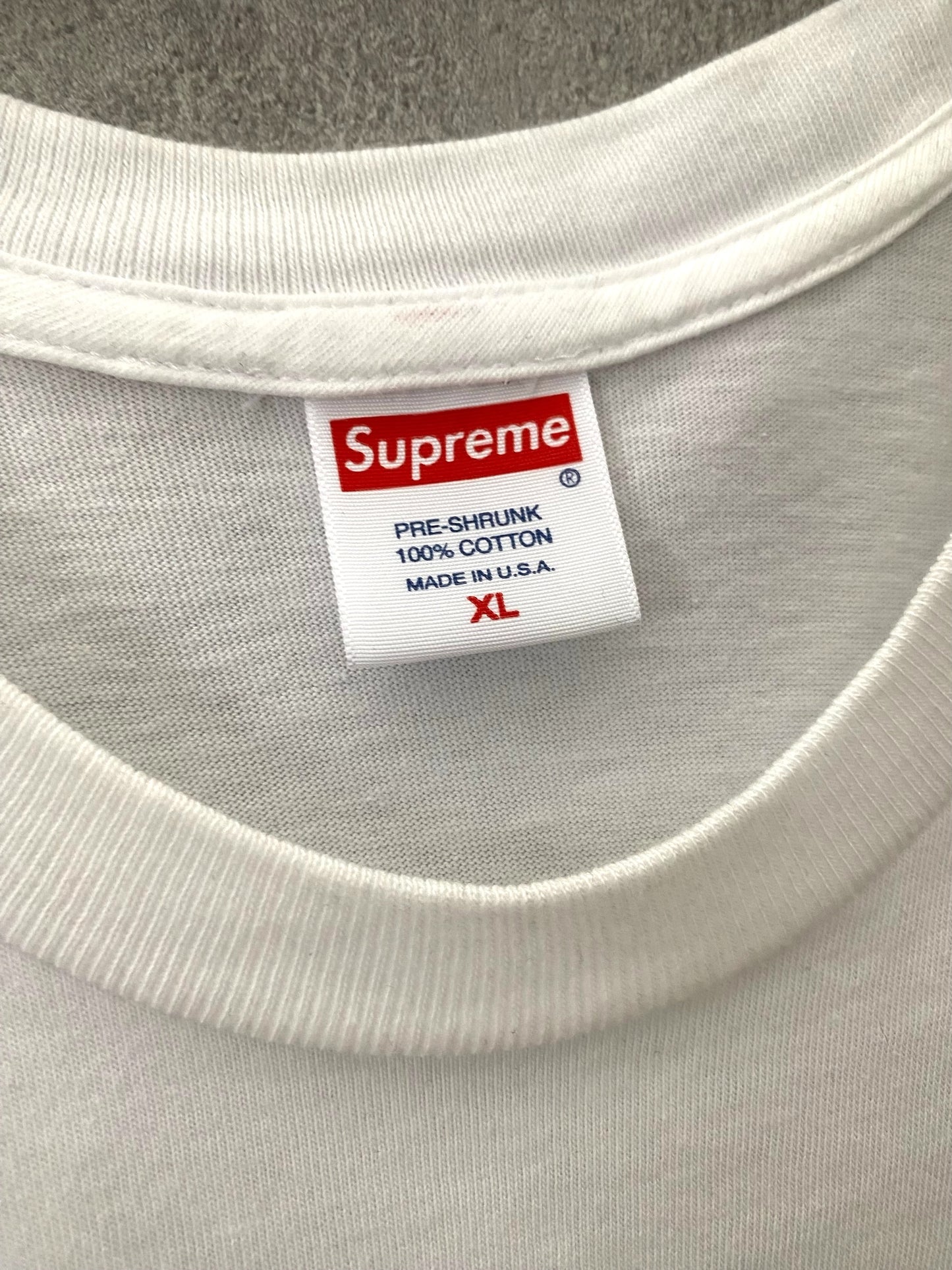 【中古】20SS Supreme Tupac Hologram Tee XL