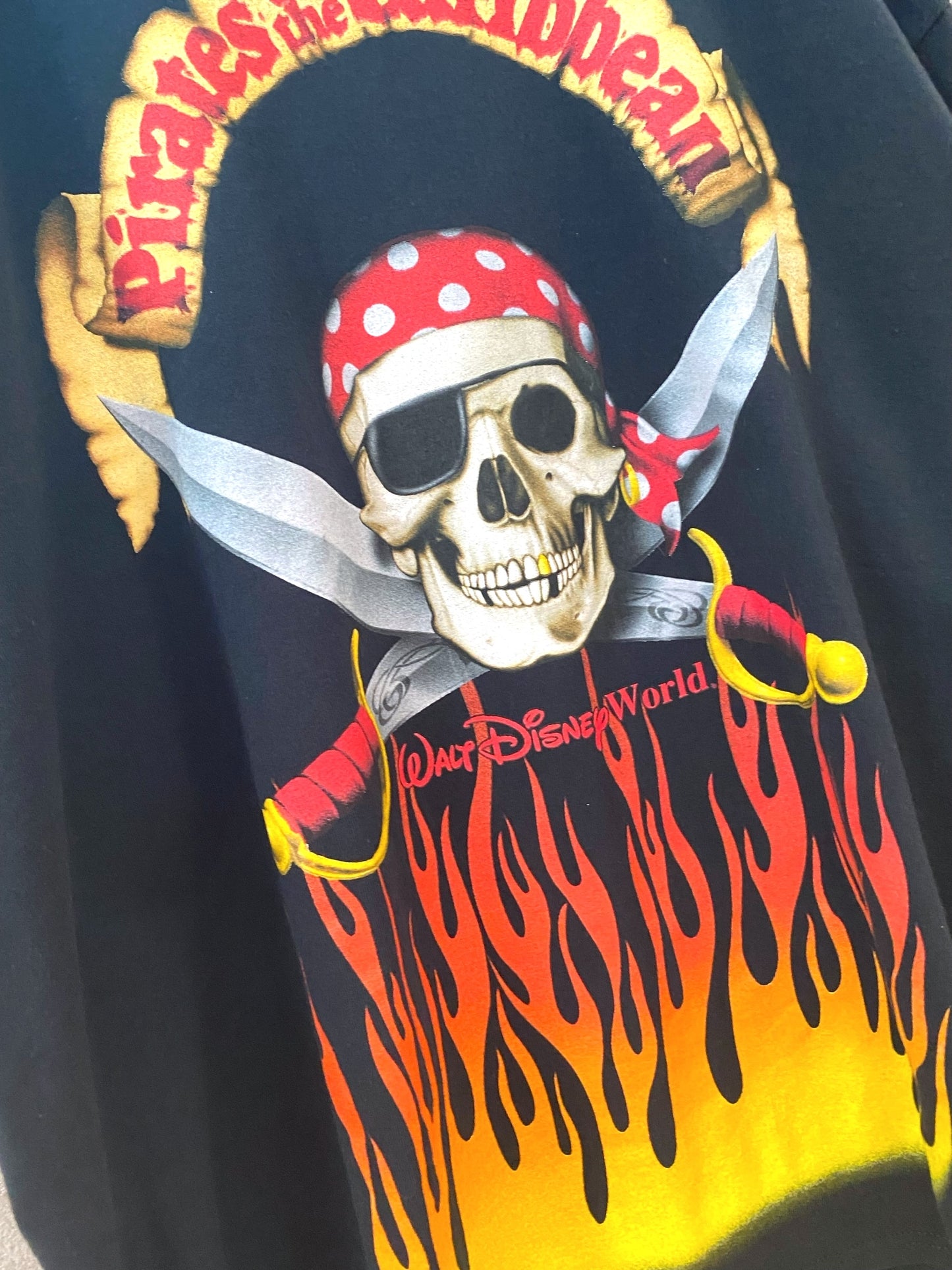 【古着】Pirates of the Caribbean Disney Tee 2XL