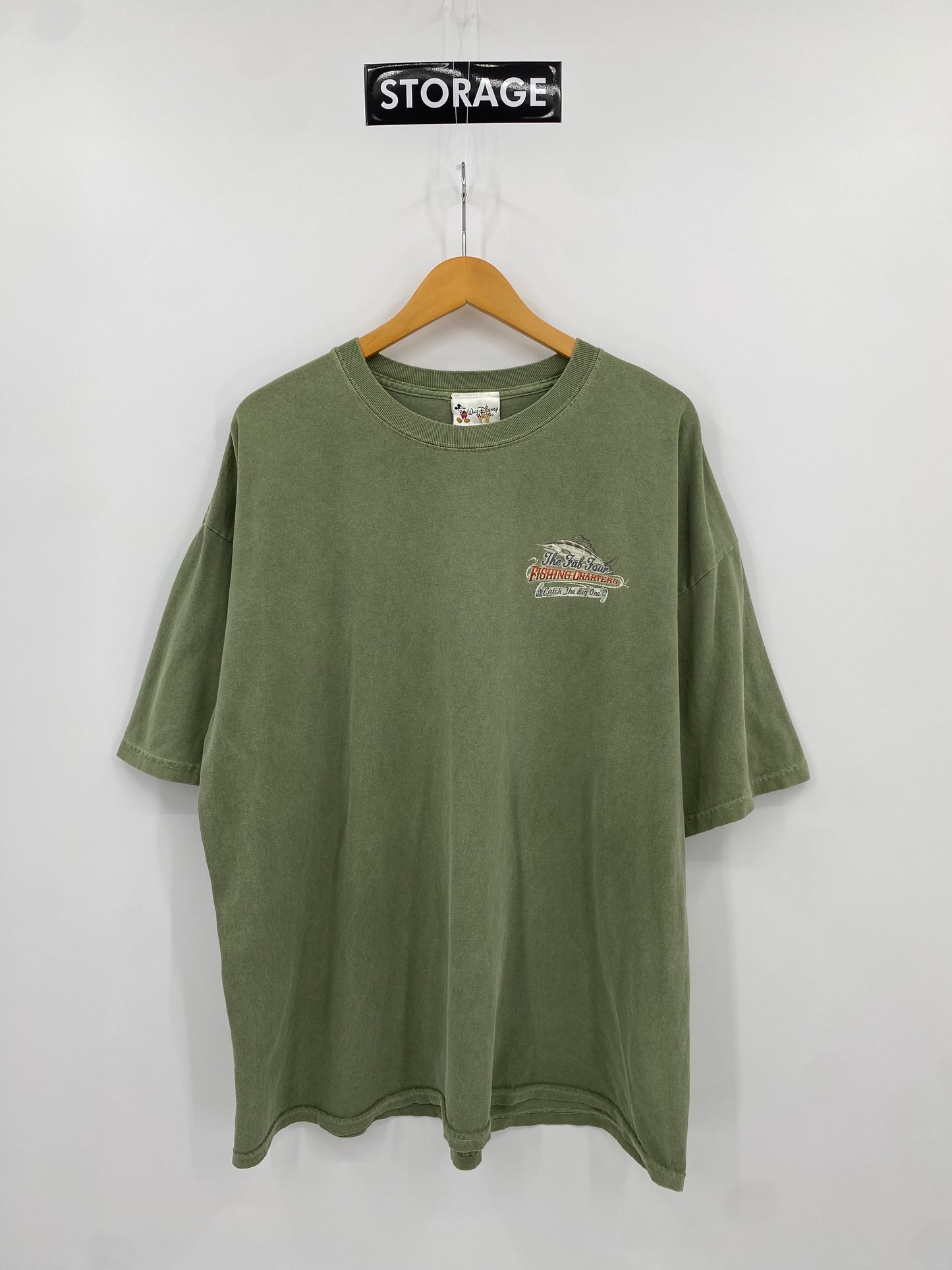 【古着】WALT Disney World Mickey FISHING CHARTERS Short Sleeve Tee XL