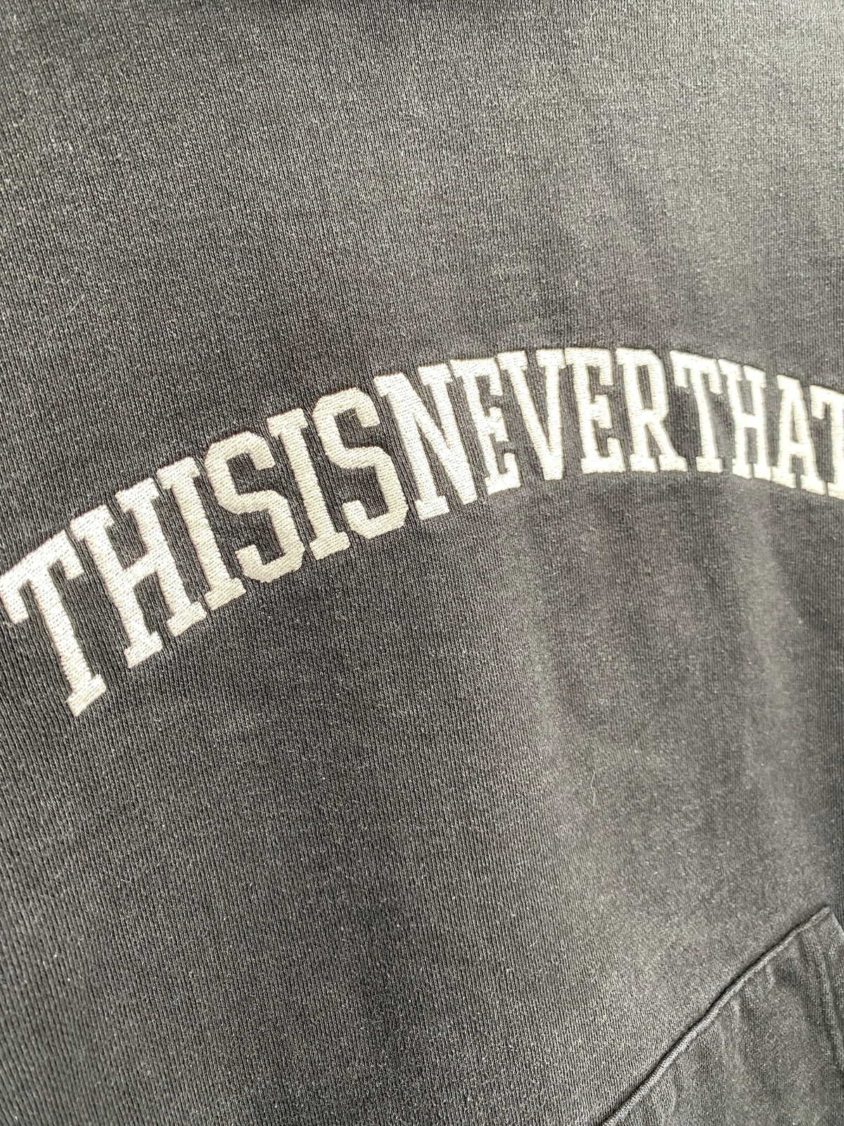 【古着】this is never that Hoodie Sweat S