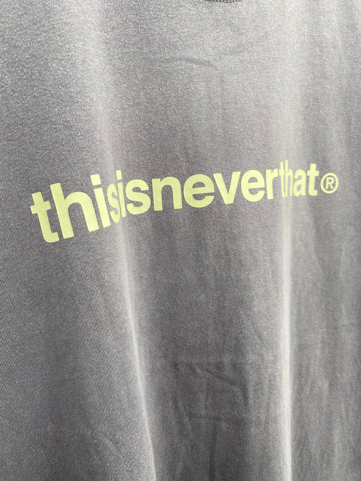 【古着】this is never that Tee S