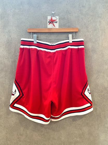 【中古】Mitchell&Ness NBA Shorts Chicago Bulls XL